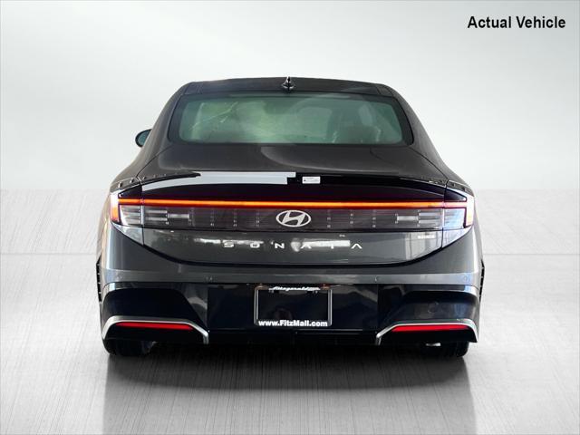 new 2025 Hyundai Sonata Hybrid car, priced at $35,630