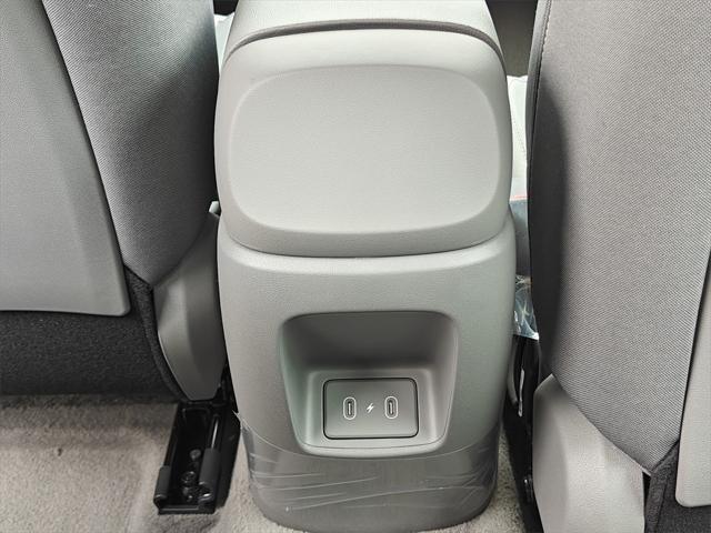 new 2025 Hyundai Elantra car, priced at $27,733