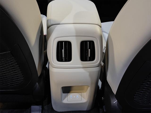 new 2025 Hyundai TUCSON Hybrid car, priced at $41,372