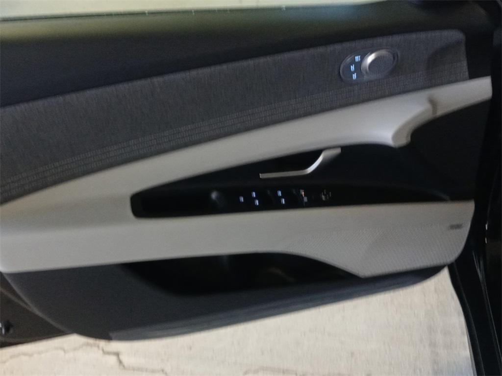 new 2025 Hyundai ELANTRA HEV car, priced at $26,163