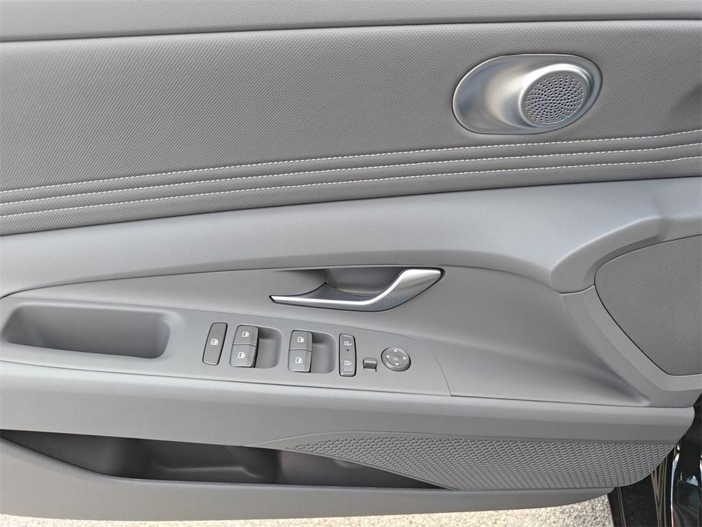 new 2025 Hyundai ELANTRA HEV car, priced at $23,821