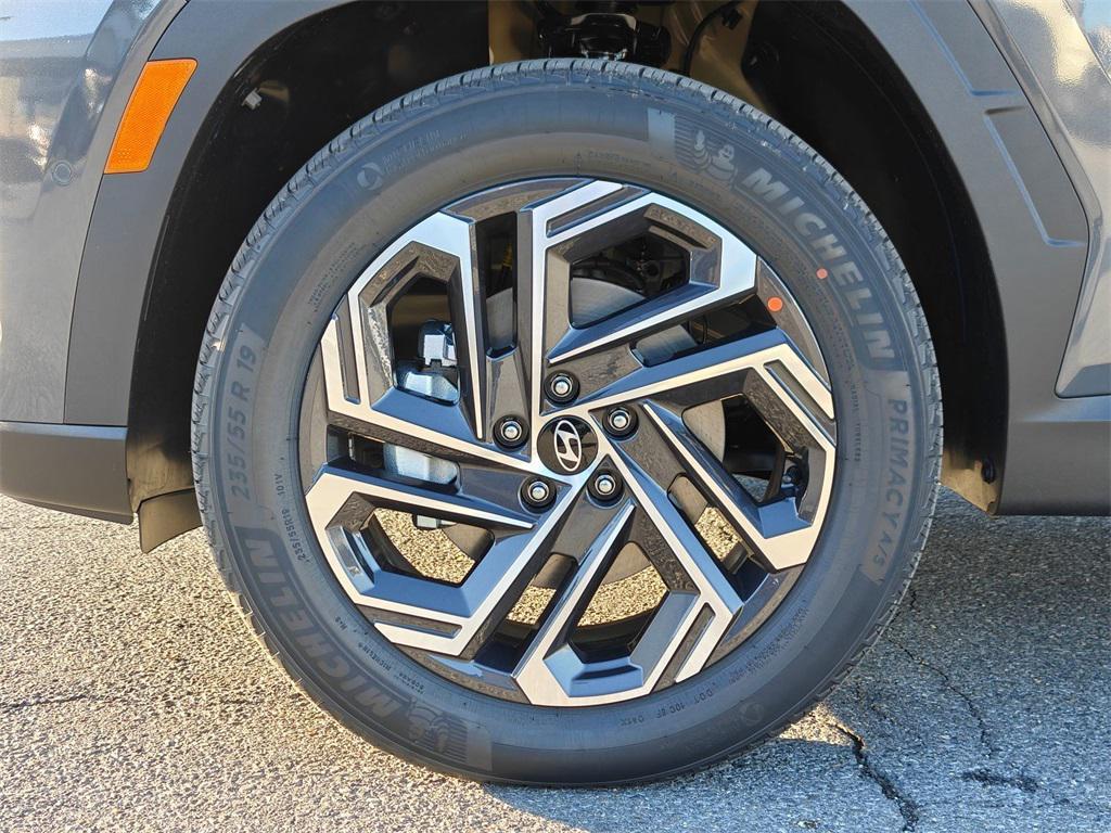 new 2026 Hyundai TUCSON Hybrid car, priced at $42,811