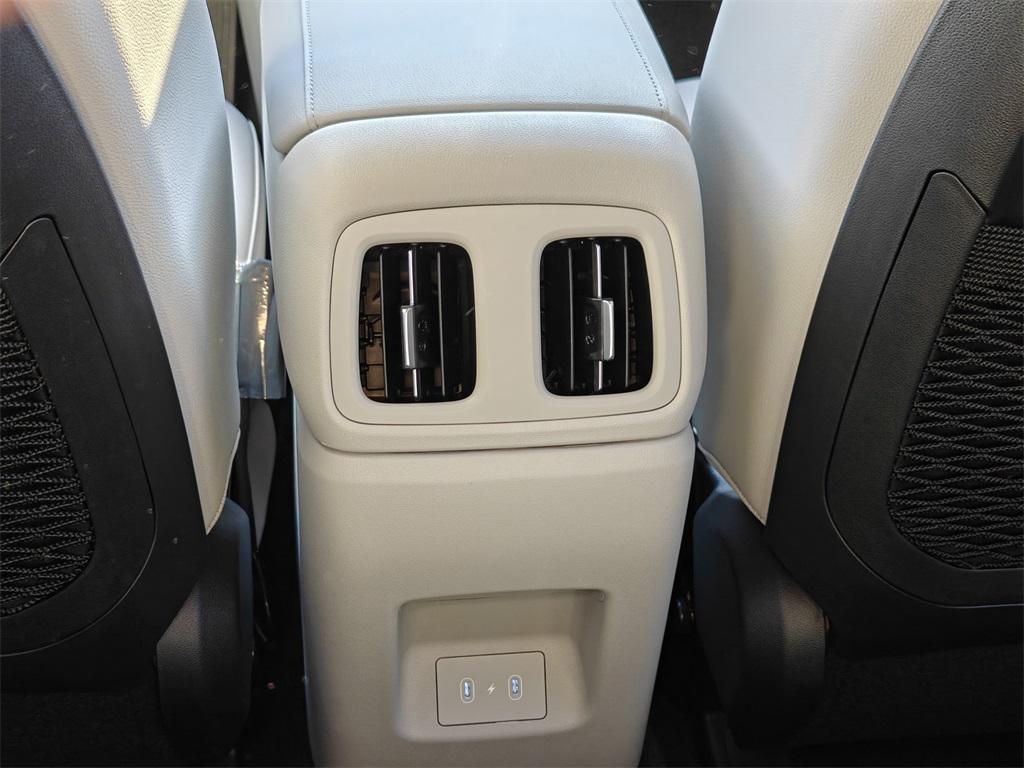 new 2026 Hyundai TUCSON Hybrid car, priced at $42,811