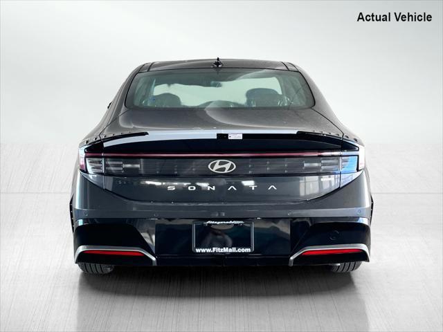 new 2025 Hyundai Sonata Hybrid car, priced at $38,457