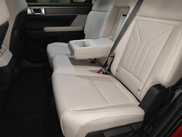new 2025 Hyundai Santa Fe car, priced at $38,147