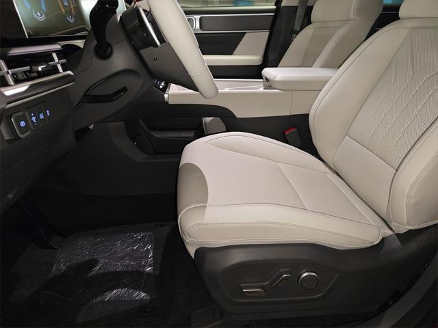 new 2025 Hyundai Santa Fe car, priced at $38,147