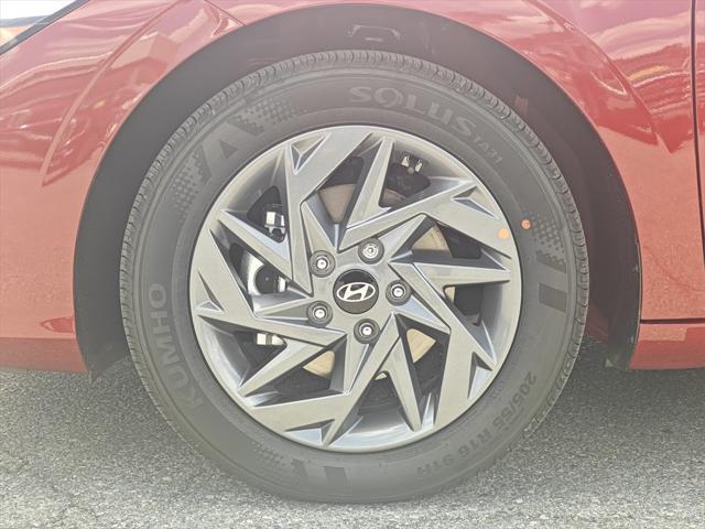 new 2025 Hyundai ELANTRA HEV car, priced at $25,814