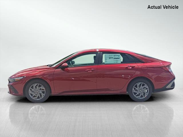 new 2025 Hyundai ELANTRA HEV car, priced at $25,814