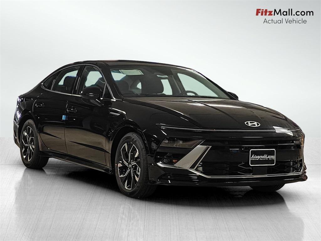 new 2025 Hyundai Sonata car, priced at $27,650