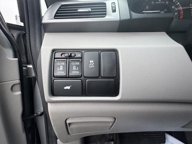 used 2013 Honda Odyssey car, priced at $9,688