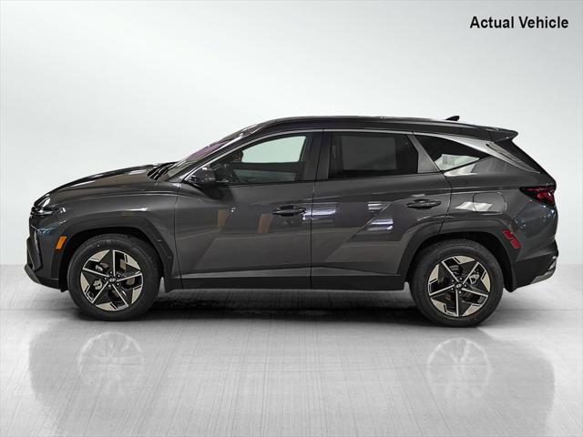 new 2025 Hyundai Tucson car, priced at $30,178
