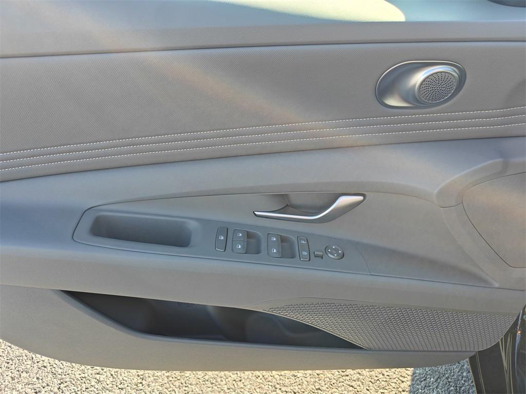 new 2025 Hyundai Elantra car, priced at $22,804