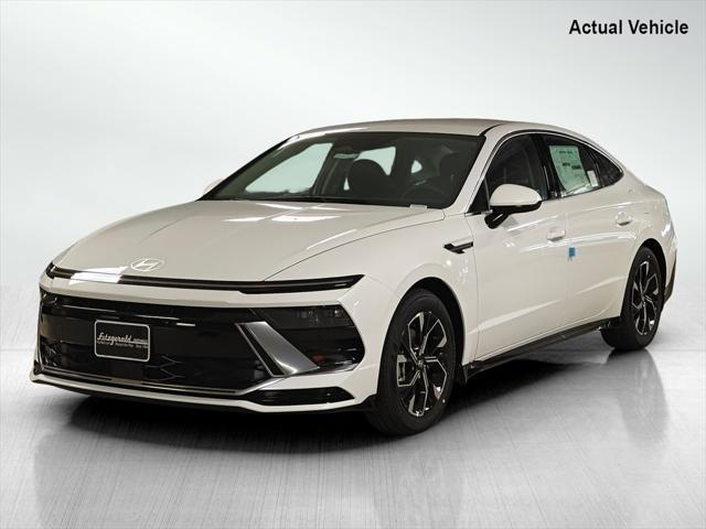 new 2025 Hyundai Sonata car, priced at $29,751