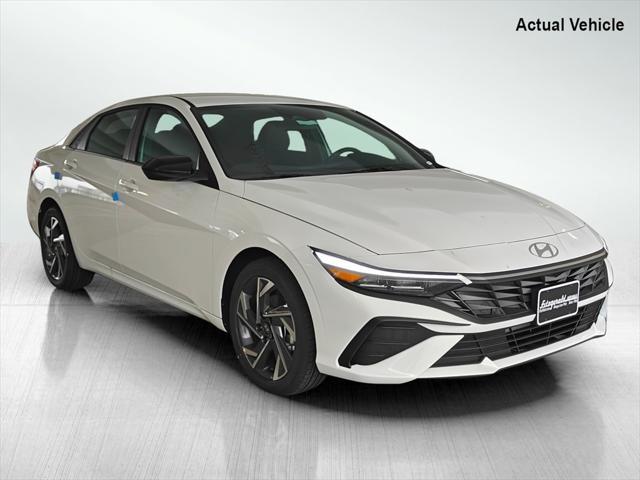 new 2025 Hyundai Elantra car, priced at $23,316