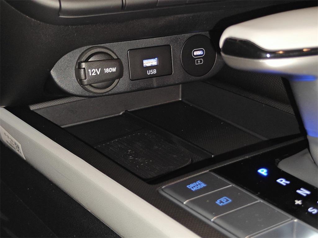 new 2025 Hyundai ELANTRA HEV car, priced at $26,652