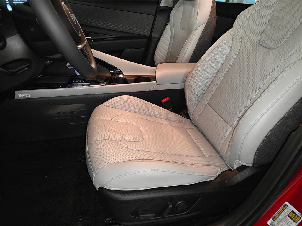 new 2025 Hyundai Elantra car, priced at $29,402