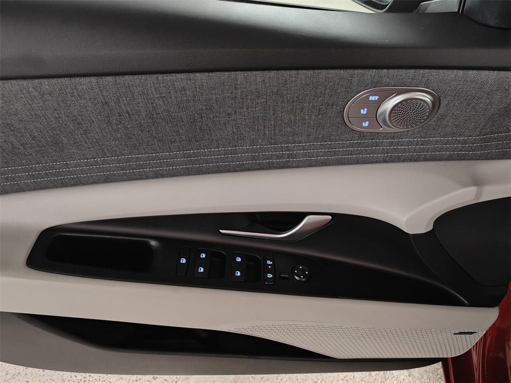 new 2025 Hyundai ELANTRA HEV car, priced at $26,652