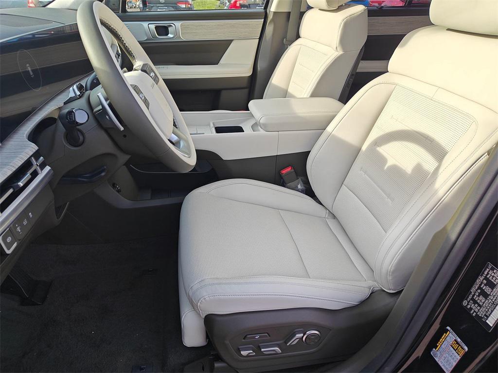 new 2025 Hyundai Santa Fe car, priced at $46,634