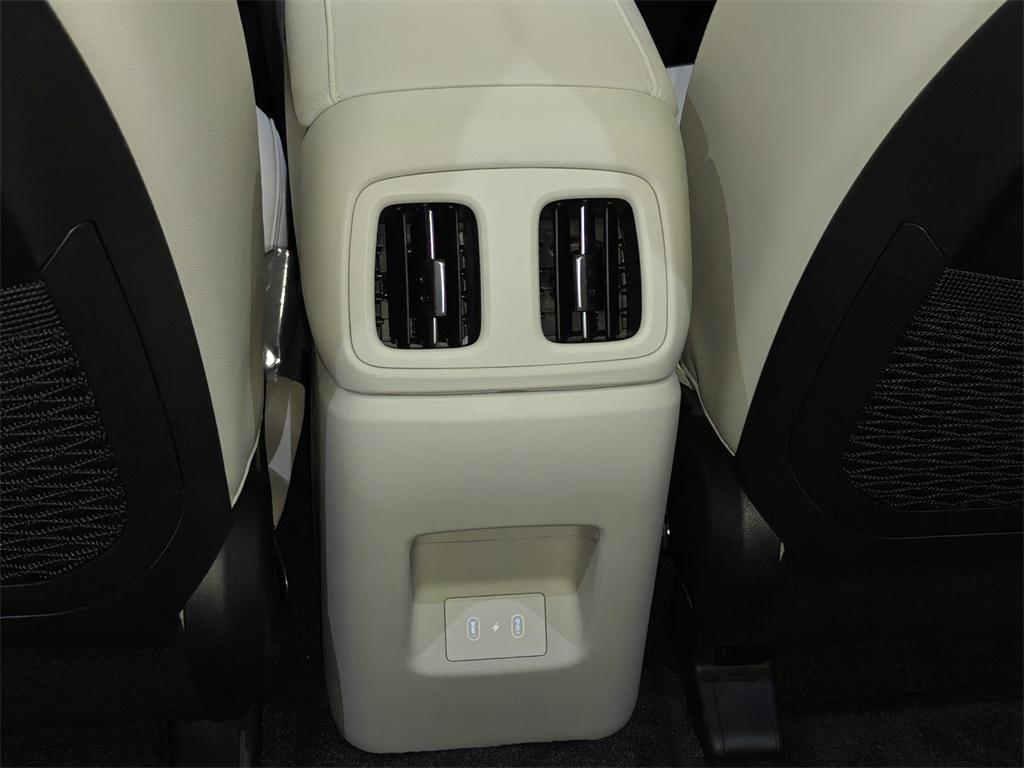 new 2026 Hyundai TUCSON Hybrid car, priced at $42,875