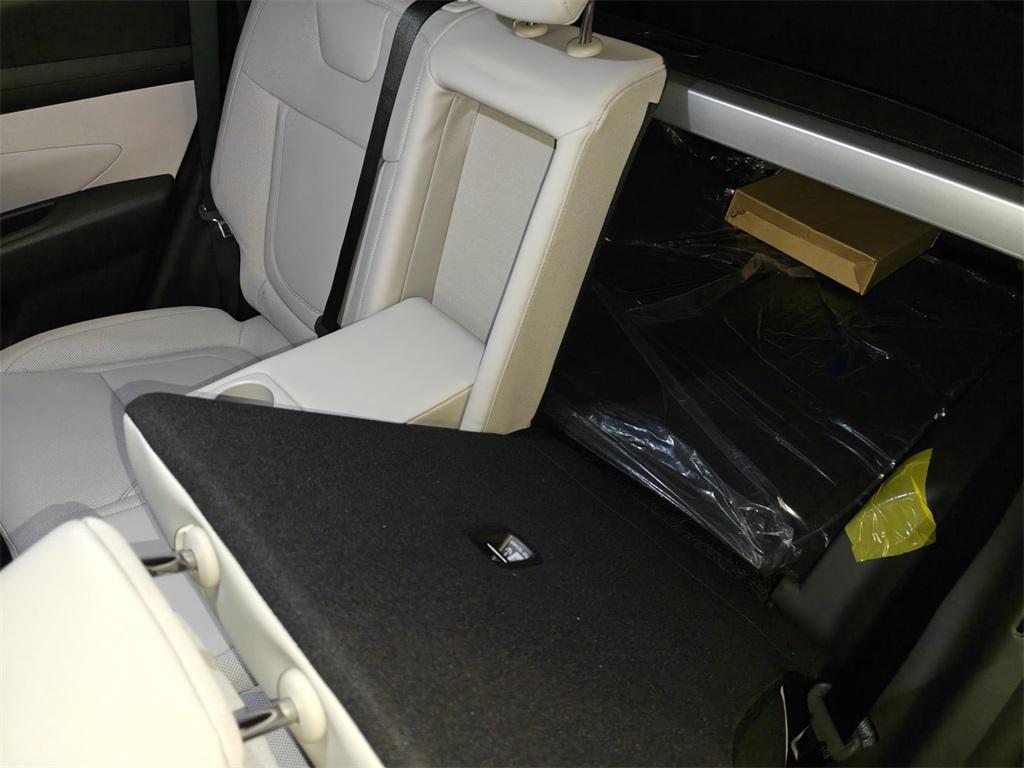 new 2026 Hyundai TUCSON Hybrid car, priced at $35,645