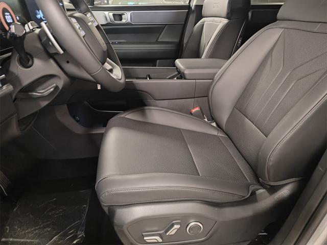 new 2025 Hyundai Santa Fe car, priced at $40,346