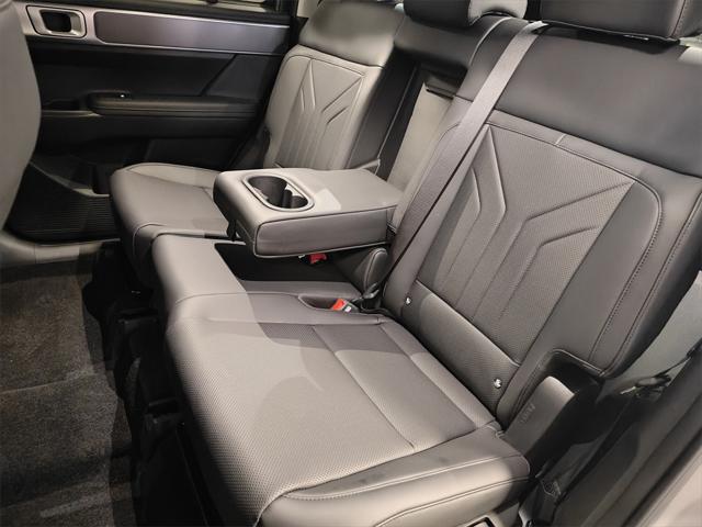 new 2025 Hyundai Santa Fe car, priced at $40,346