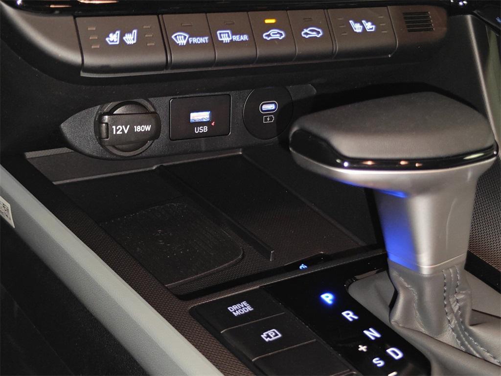 new 2025 Hyundai ELANTRA HEV car, priced at $26,562