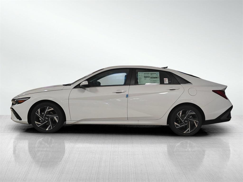 new 2025 Hyundai ELANTRA HEV car, priced at $26,562