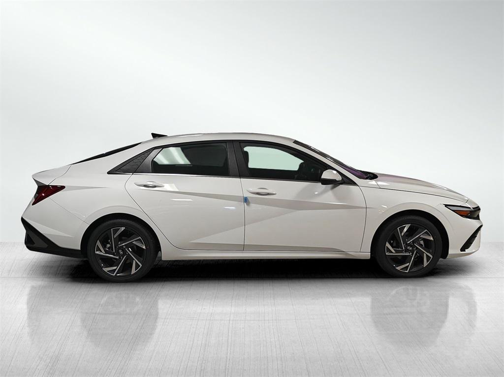 new 2025 Hyundai ELANTRA HEV car, priced at $26,562