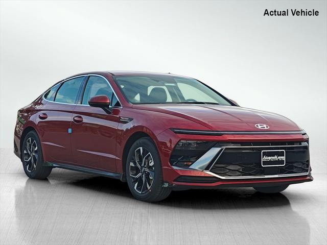 new 2025 Hyundai Sonata car, priced at $29,751