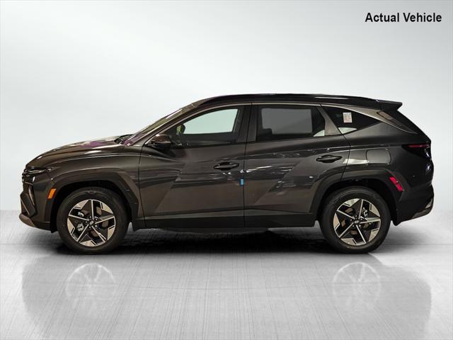 new 2025 Hyundai TUCSON Hybrid car, priced at $37,034