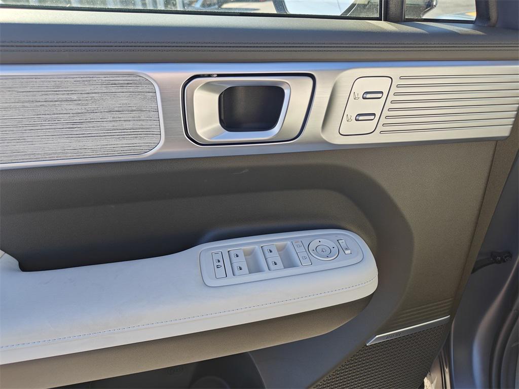 new 2025 Hyundai SANTA FE HEV car, priced at $43,734