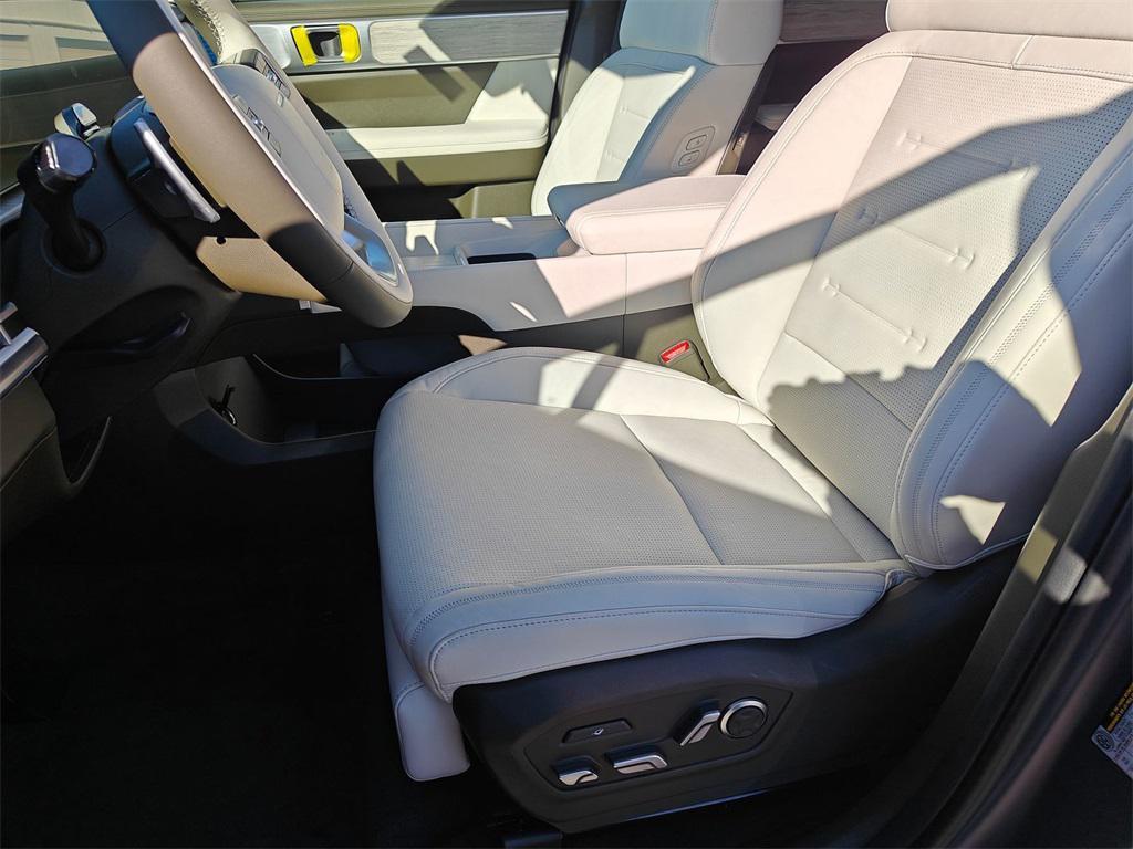 new 2025 Hyundai SANTA FE HEV car, priced at $43,734