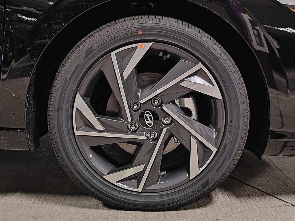 new 2025 Hyundai ELANTRA HEV car, priced at $26,094
