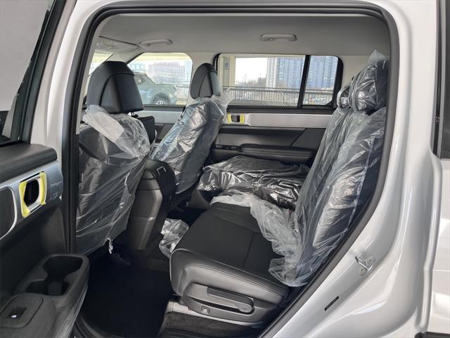 new 2025 Hyundai Santa Fe car, priced at $37,980