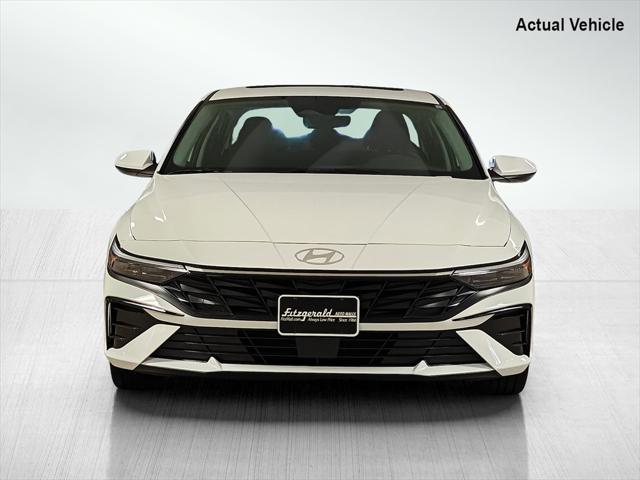 new 2025 Hyundai Elantra car, priced at $26,286