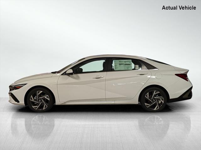 new 2025 Hyundai Elantra car, priced at $26,286