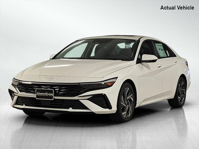 new 2025 Hyundai Elantra car, priced at $26,286