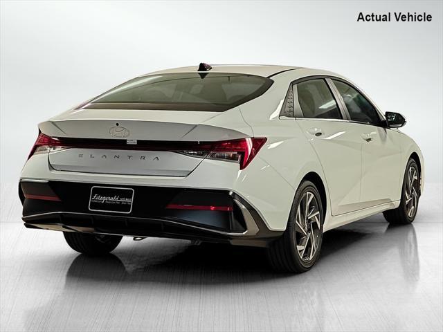 new 2025 Hyundai Elantra car, priced at $26,286