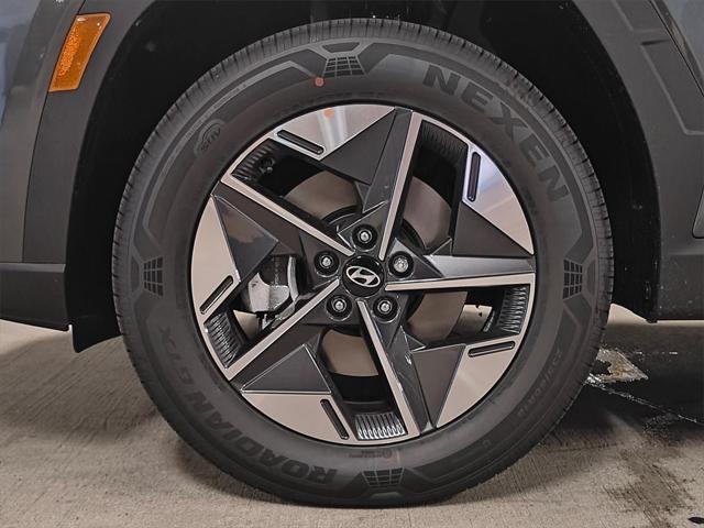 new 2025 Hyundai TUCSON Hybrid car, priced at $36,599