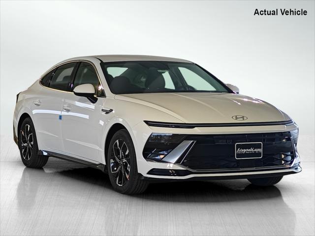 new 2025 Hyundai Sonata car, priced at $27,583