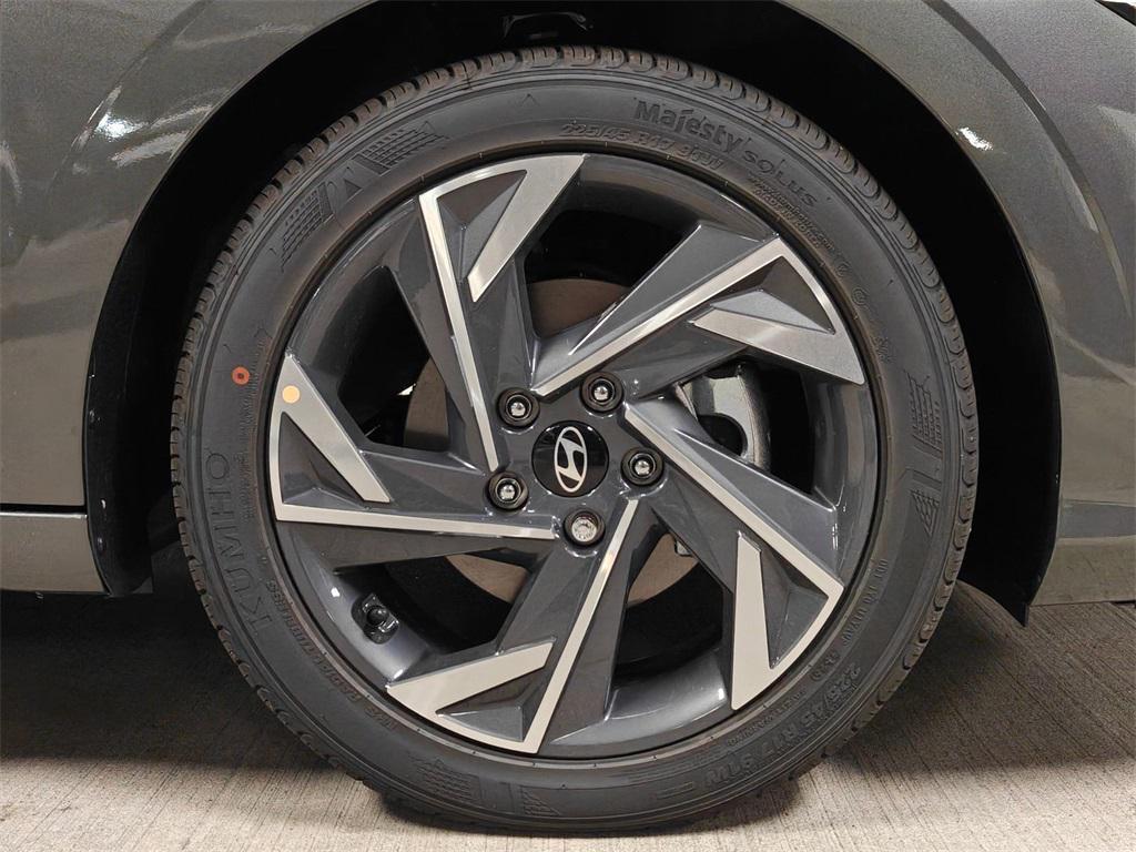 new 2025 Hyundai Elantra car, priced at $23,781