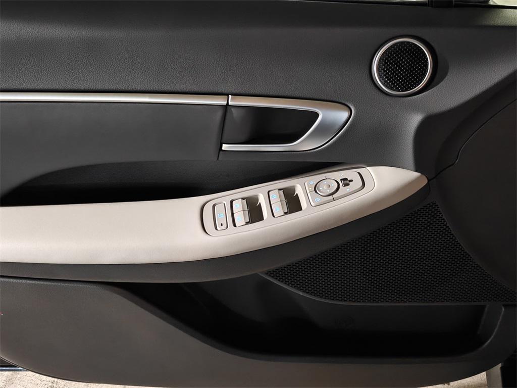 new 2026 Hyundai Sonata Hybrid car, priced at $29,847