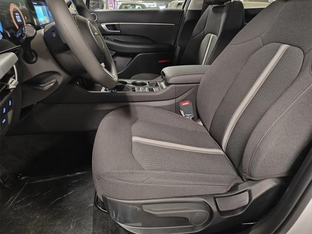 new 2025 Hyundai Sonata car, priced at $28,019