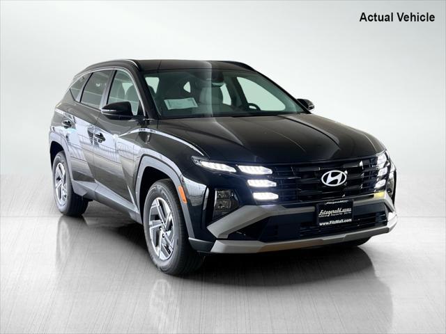 new 2025 Hyundai TUCSON Hybrid car, priced at $30,544