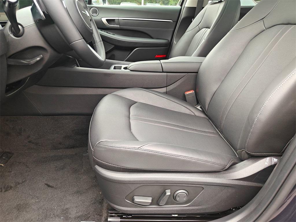 new 2025 Hyundai Sonata Hybrid car, priced at $36,920