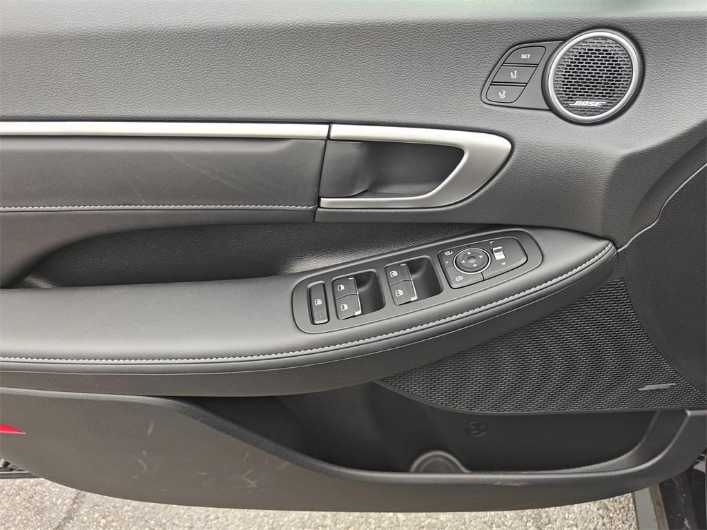 new 2025 Hyundai Sonata Hybrid car, priced at $36,920