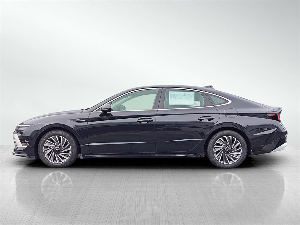new 2025 Hyundai Sonata Hybrid car, priced at $36,920