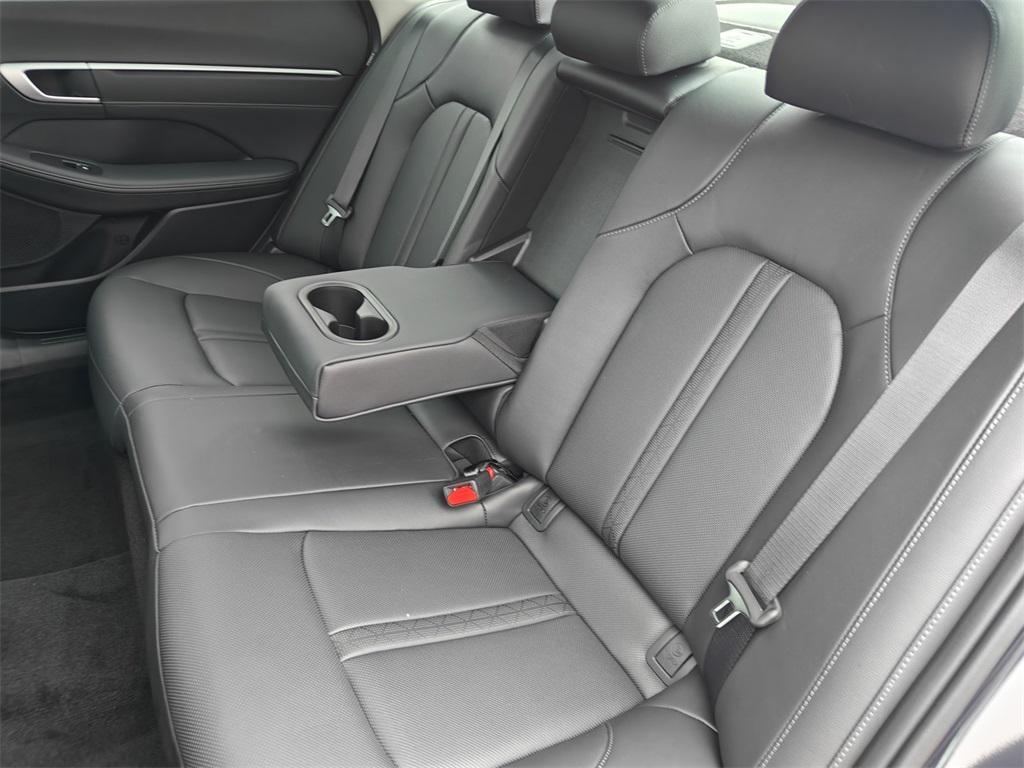 new 2025 Hyundai Sonata Hybrid car, priced at $36,920