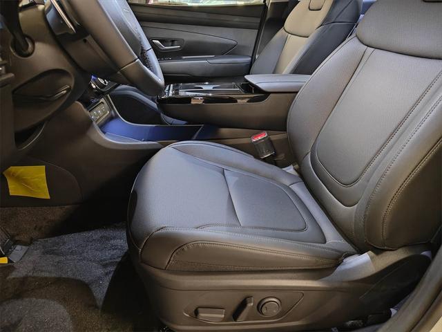new 2025 Hyundai TUCSON Hybrid car, priced at $37,070